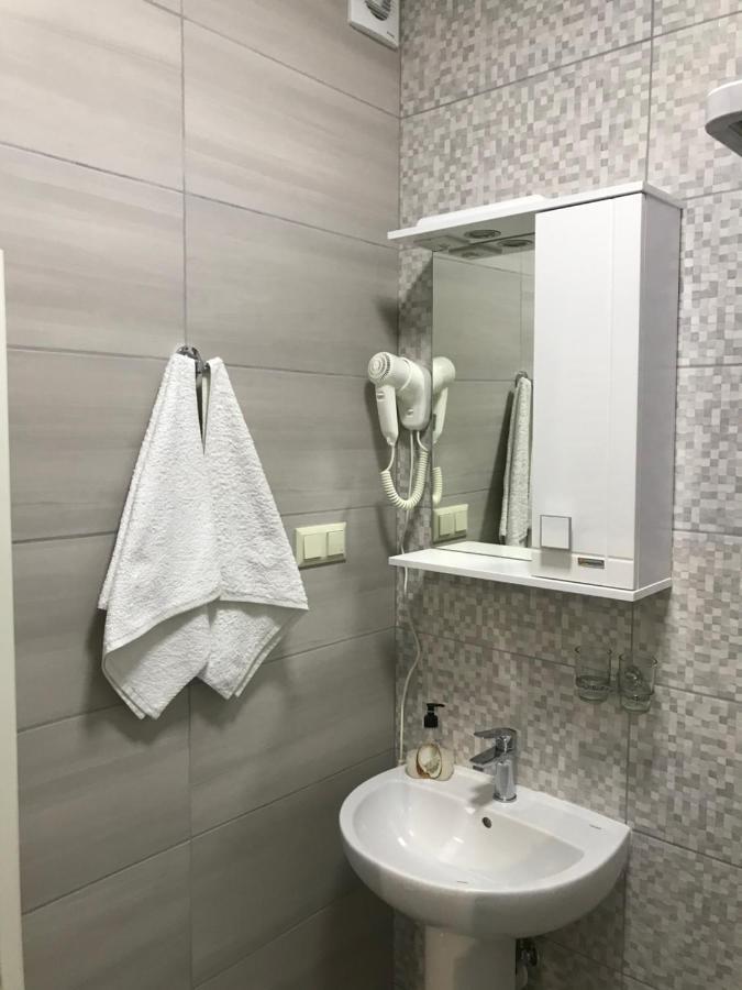 Apartment Suite Mukachevo Ngoại thất bức ảnh